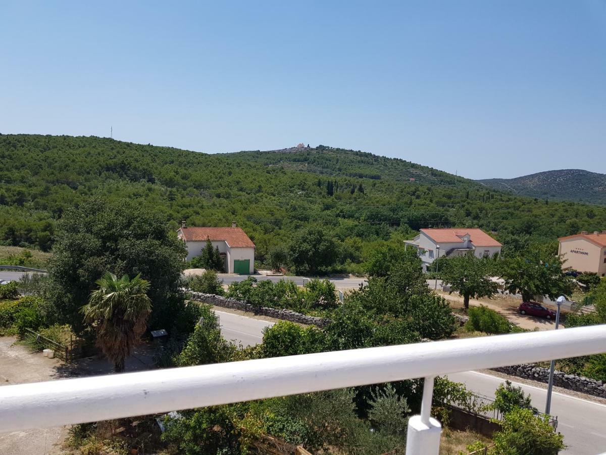 Holiday House "Villa Flora" شيبينيك المظهر الخارجي الصورة